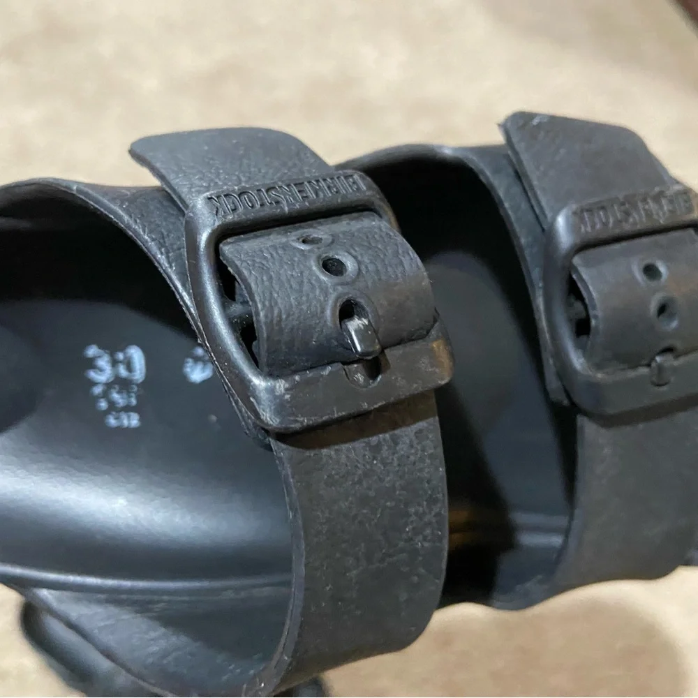 BIRKENSTOCK Kids Unisex Arizona Essential Black EVA Sandal Slides Size 30 C12 - Picture 5 of 9